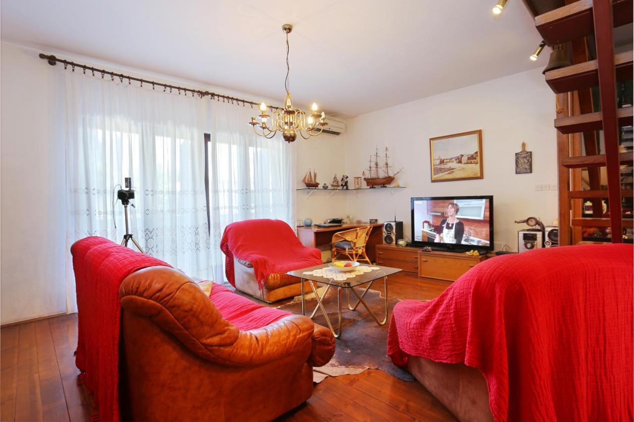 With Wifi - 18336 Apartment Split